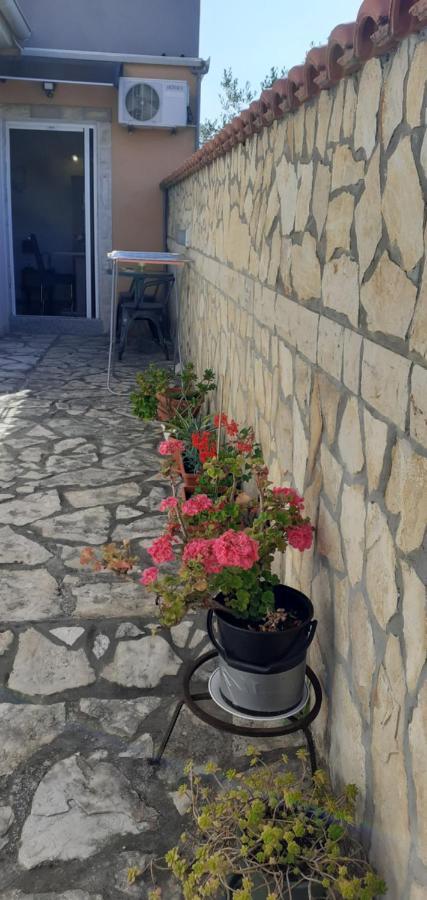 Villa Palfi Jezera Buitenkant foto