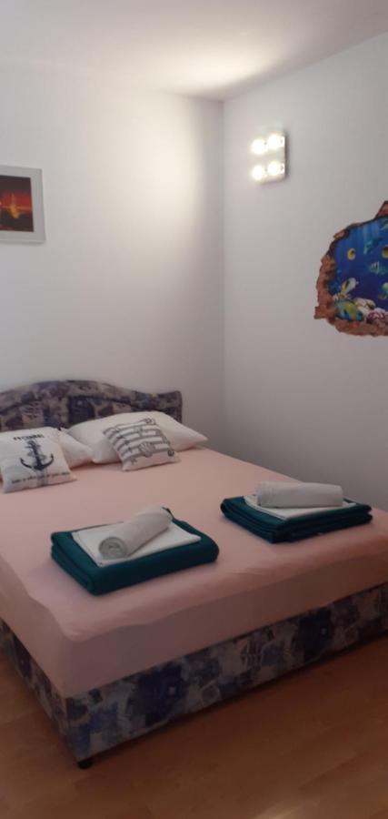 Villa Palfi Jezera Buitenkant foto